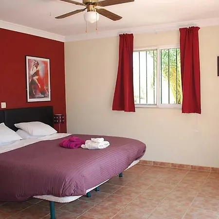 De Suenos Bed & Breakfast